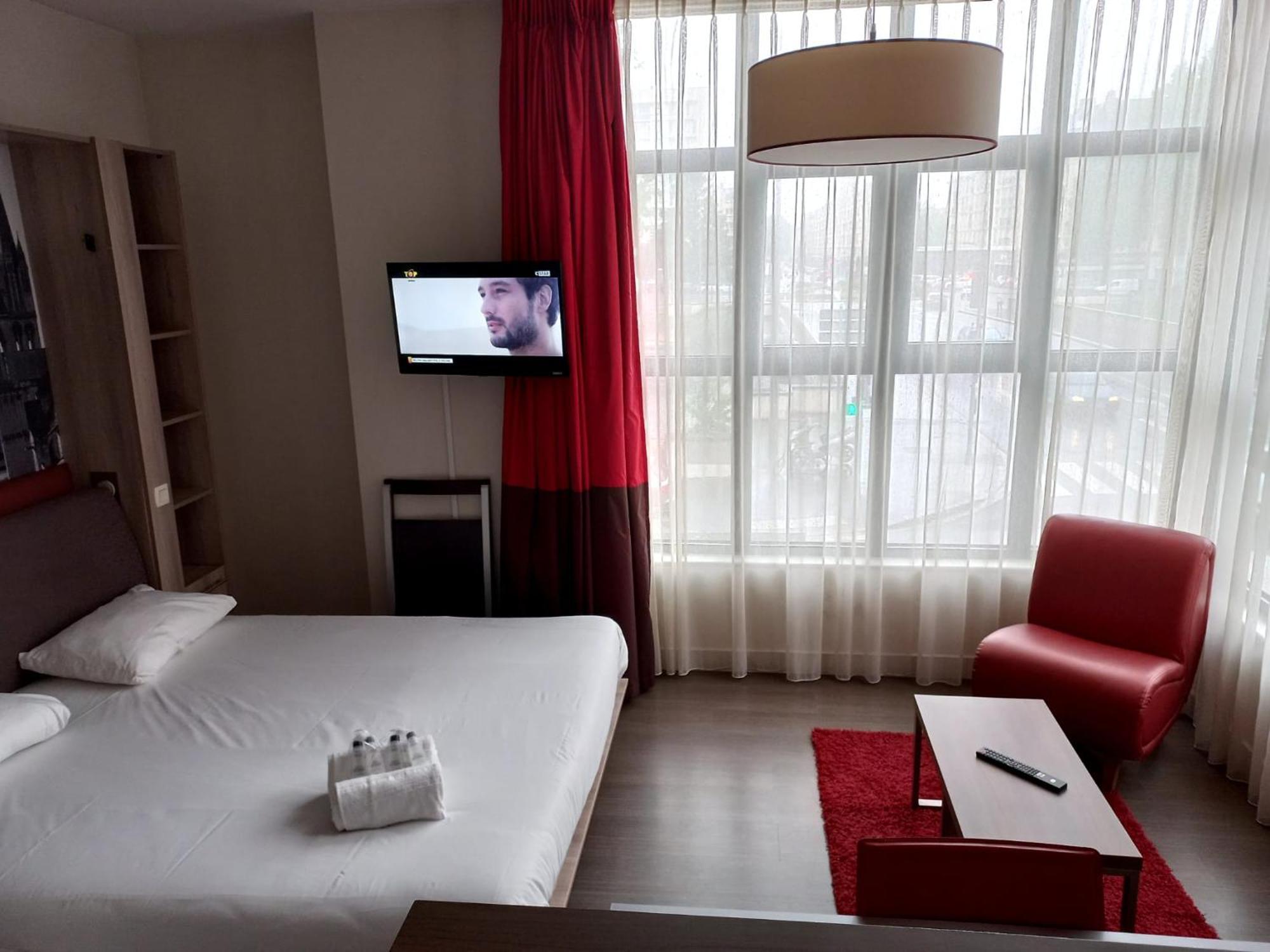 City'O Apparthotel Caen Exterior foto